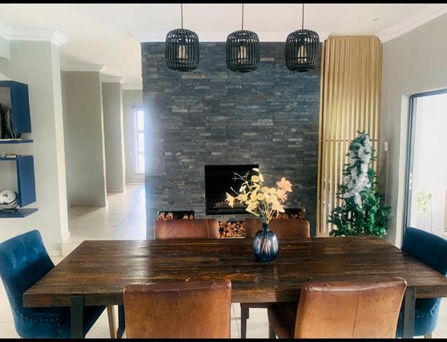 5 BEDROOM HOUSE FOR SALE IN SAVANNAH COUNTRY ESTATE